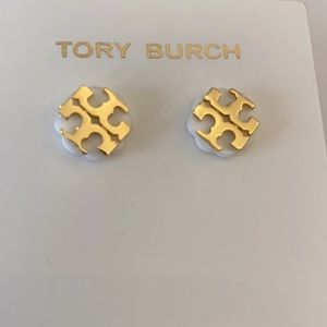 ✨Tory Burch logo studs
